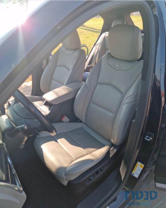 2022' Cadillac XT4 קאדילק photo #2