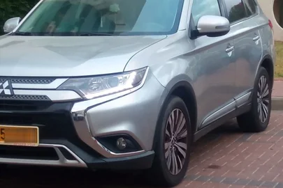 2019' Mitsubishi Outlander מיצובישי אאוטלנדר