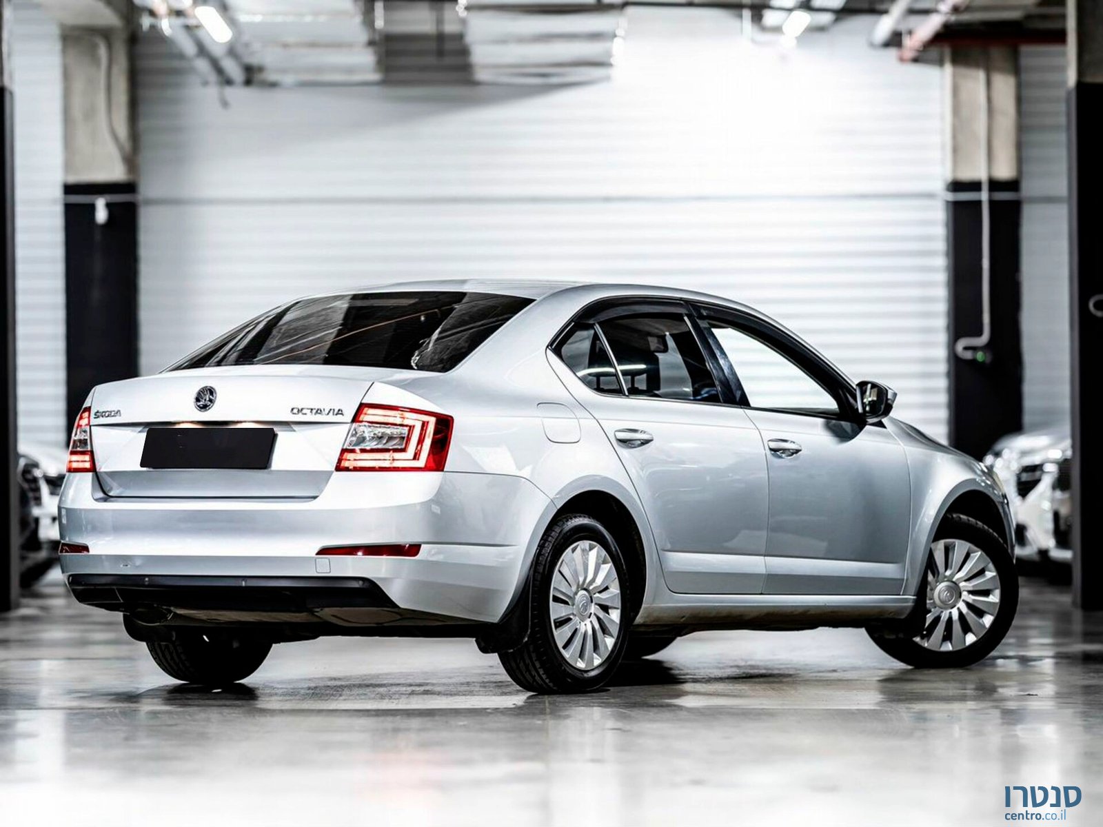 2016' Skoda Octavia photo #3