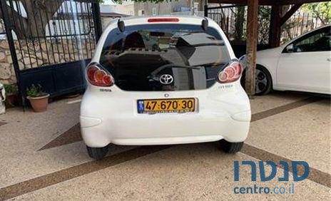 2014' Toyota Aygo טויוטה אייגו photo #2