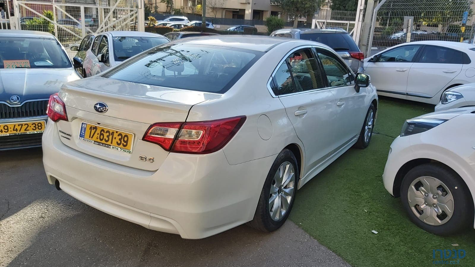 2016' Subaru B4 photo #3