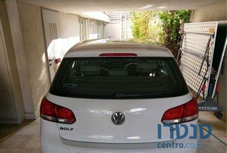 2011' Volkswagen Golf ‏1600 פלוס טרנדליין photo #4