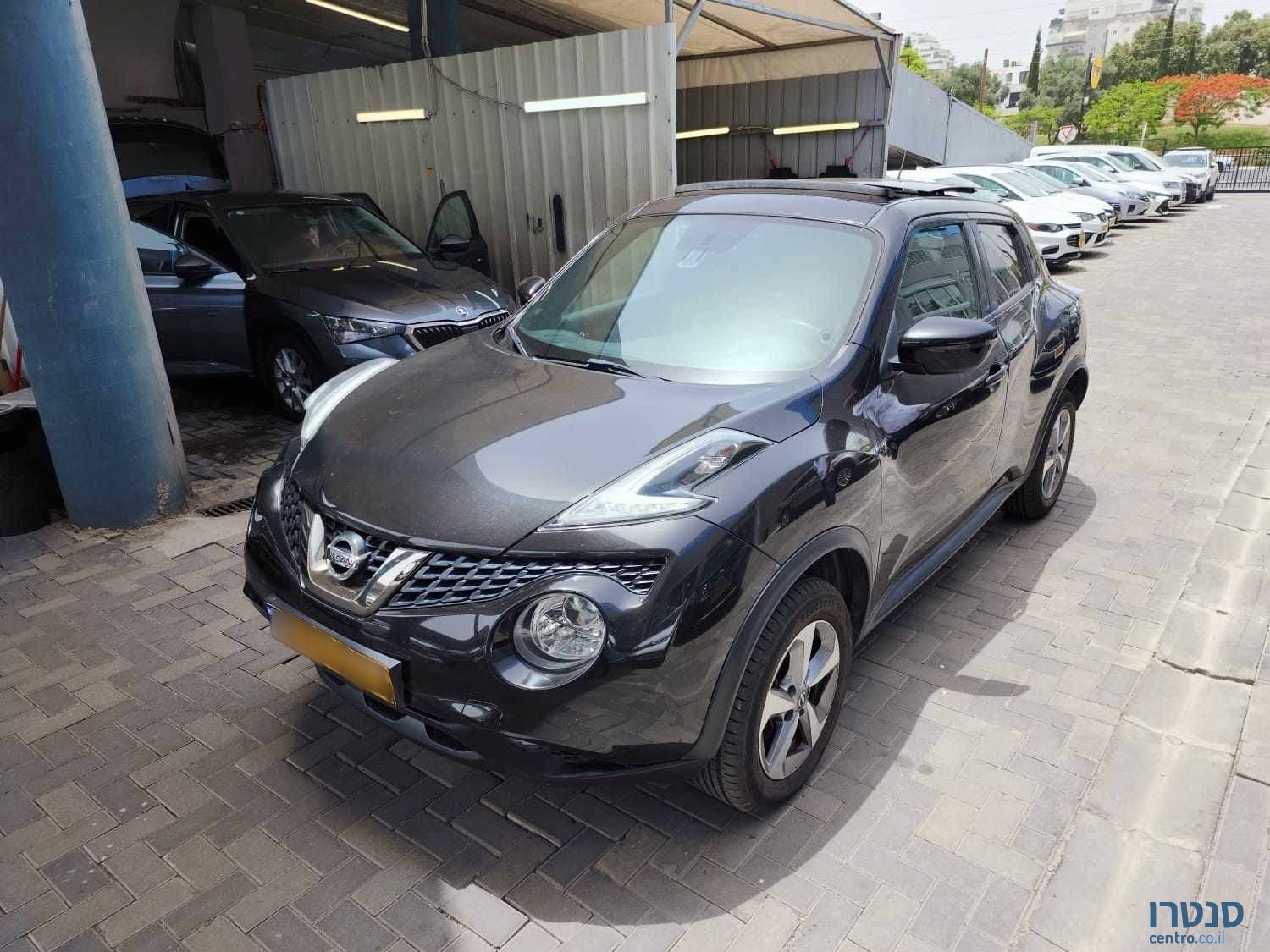 2019' Nissan Juke photo #1