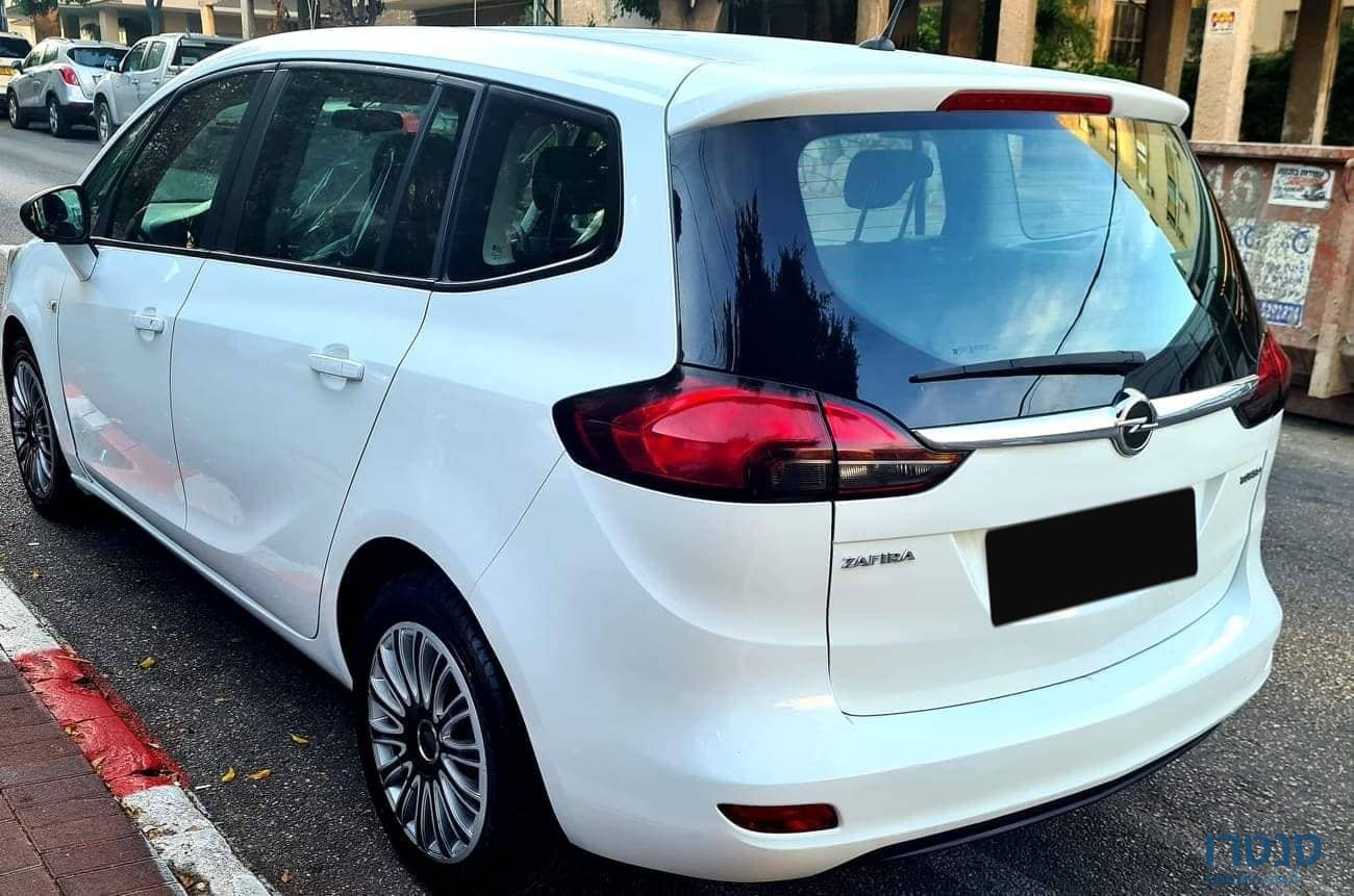 2019' Opel Zafira photo #4