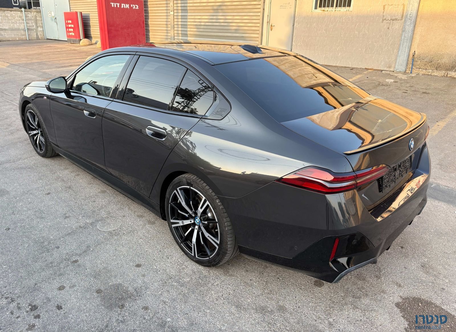 2024' BMW I5 ב מ וו photo #3