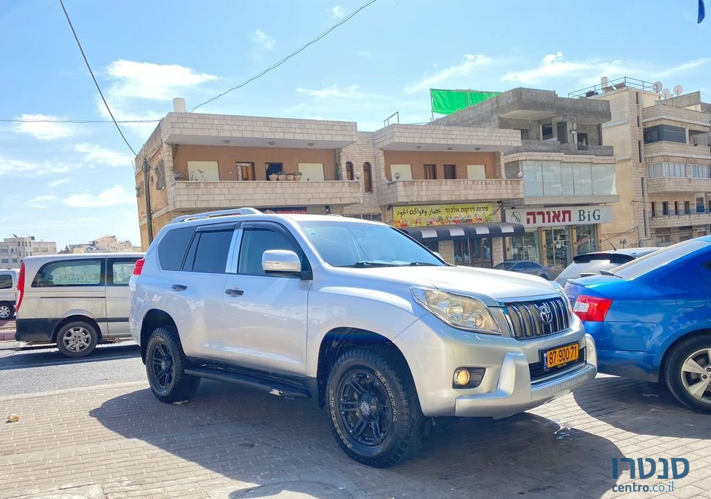 2011' Toyota Land Cruiser טויוטה לנד קרוזר photo #1