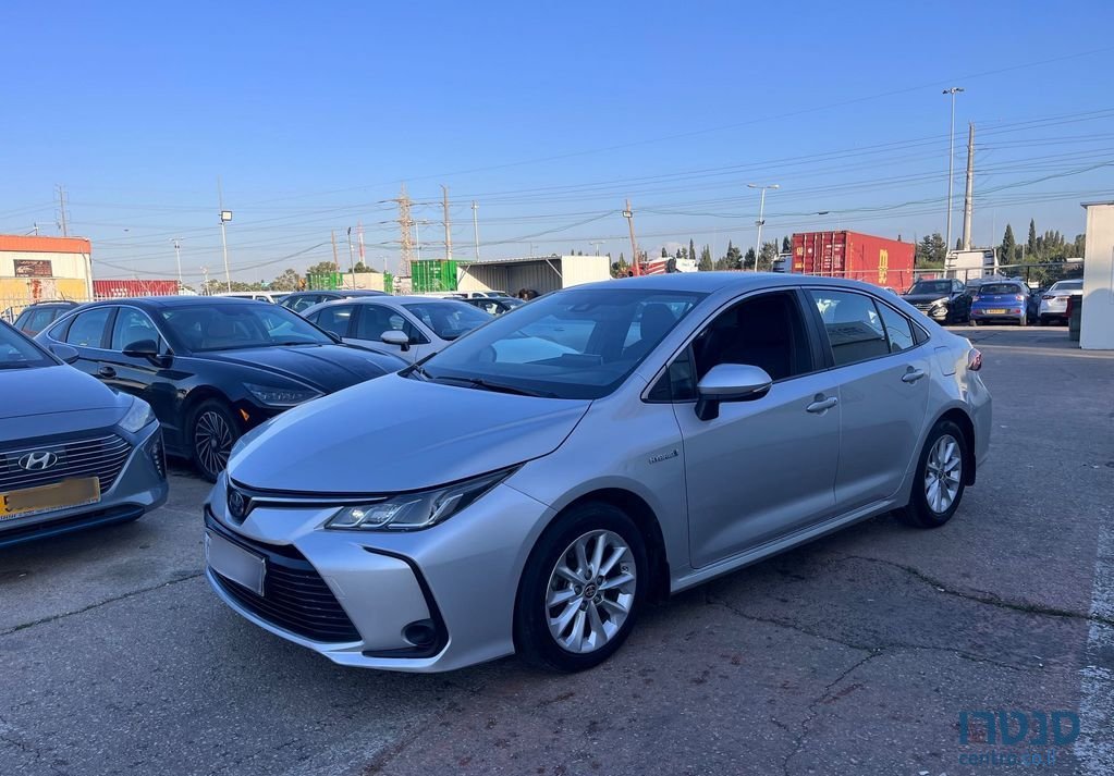 2020' Toyota Corolla טויוטה קורולה photo #1
