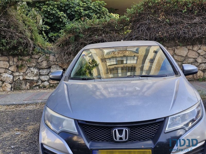 2017' Honda הונדה האצ`בק photo #1