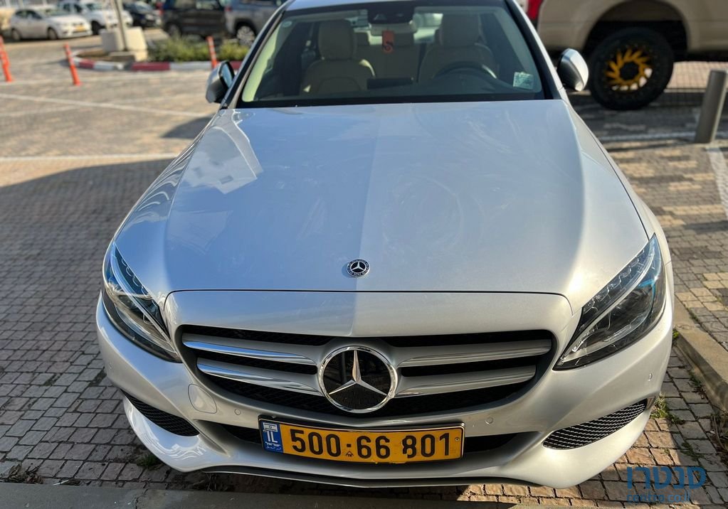 2018' Mercedes-Benz C-Class מרצדס photo #1