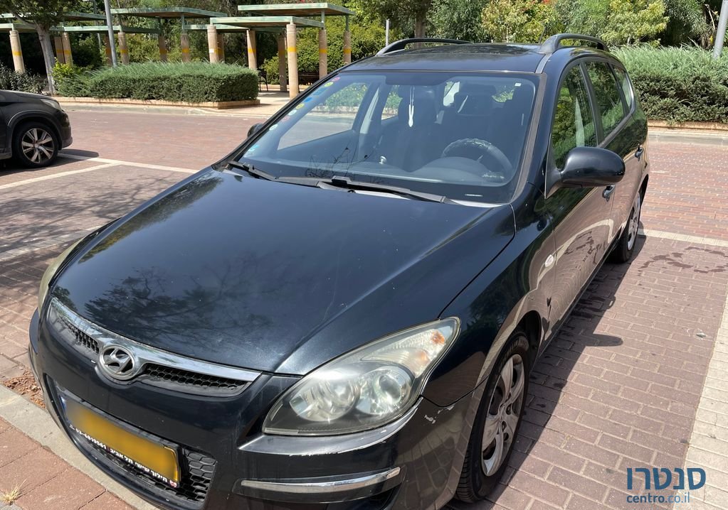 2010' Hyundai I30Cw יונדאי photo #3