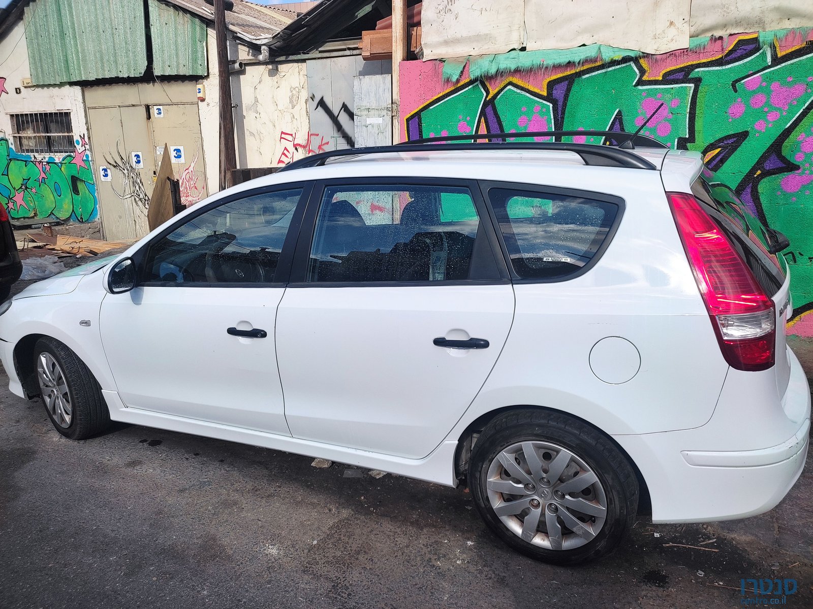 2012' Hyundai i30 יונדאי photo #1