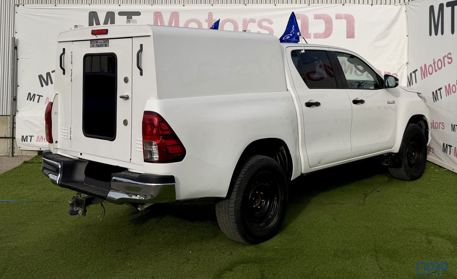 2019' Toyota Hilux טויוטה היילקס photo #3