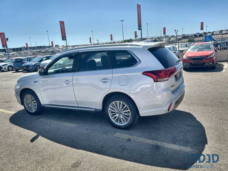 2019' Mitsubishi Outlander מיצובישי אאוטלנדר photo #5