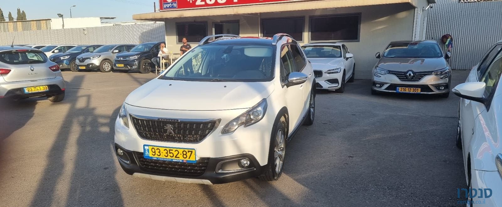 2017' Peugeot 2008 פיג'ו photo #6