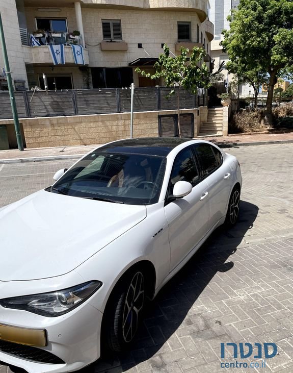 2021' Alfa Romeo Giulia אלפא רומיאו ג'וליה photo #4