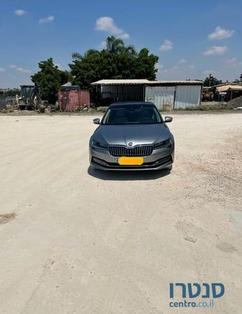 2020' Skoda Superb סקודה סופרב photo #2