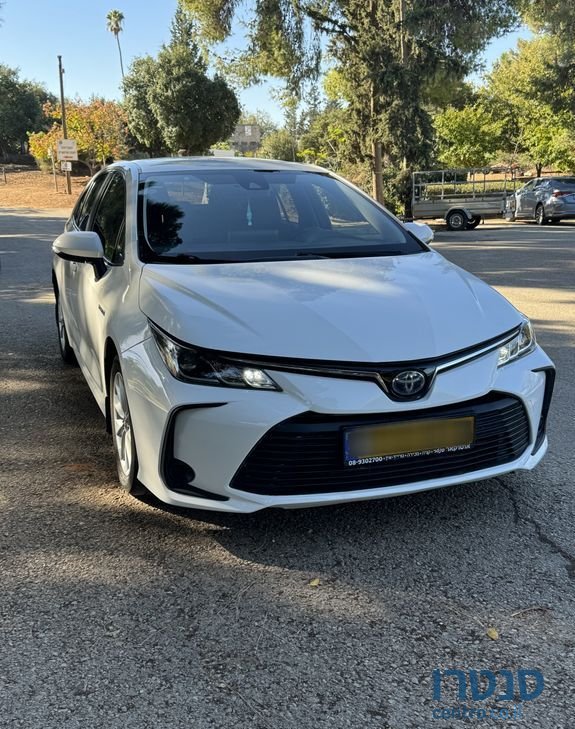 2021' Toyota Corolla טויוטה קורולה photo #2
