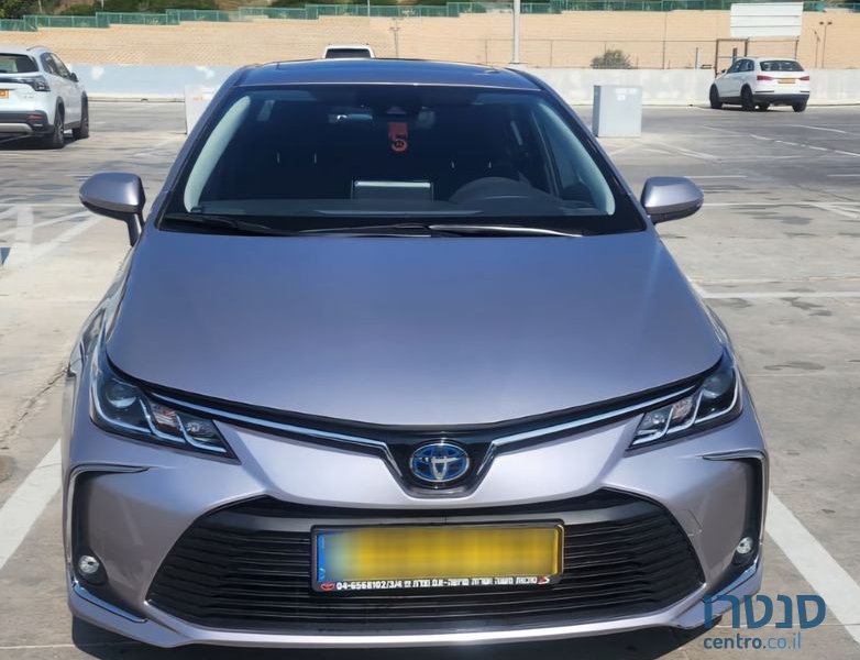 2021' Toyota Corolla טויוטה קורולה photo #1