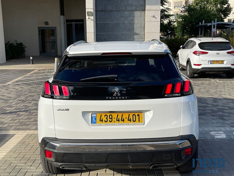 2018' Peugeot 3008 פיג'ו photo #5