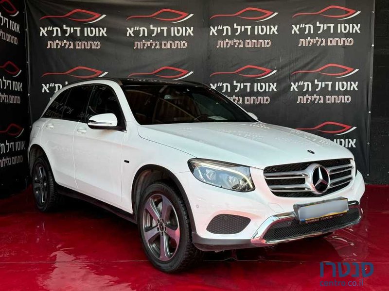 2019' Mercedes-Benz GLC מרצדס photo #3