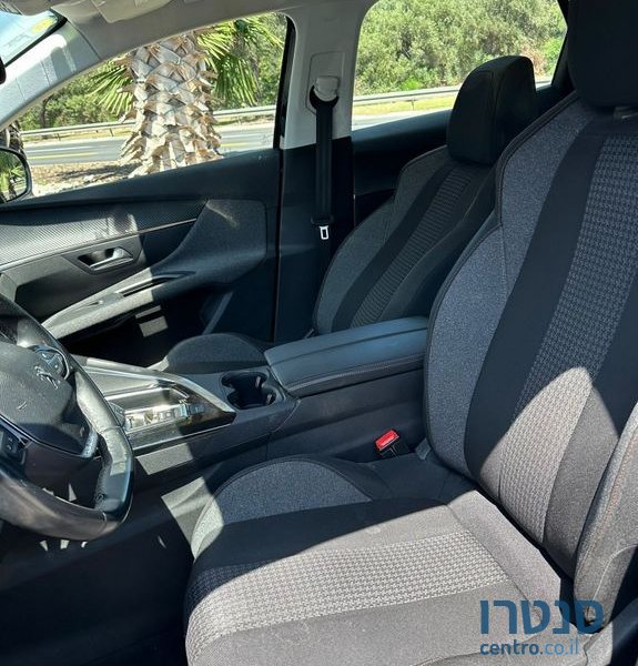 2019' Peugeot 3008 פיג'ו photo #2