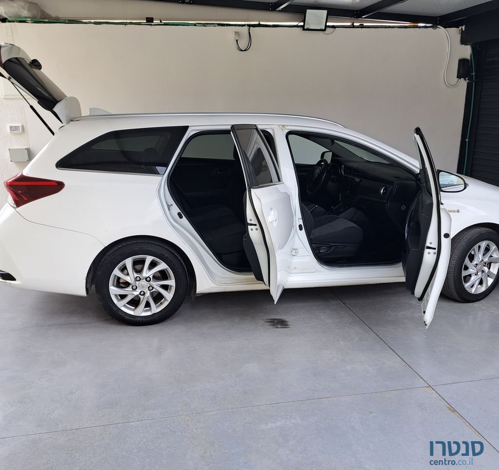 2017' Toyota Yaris טויוטה אוריס photo #5