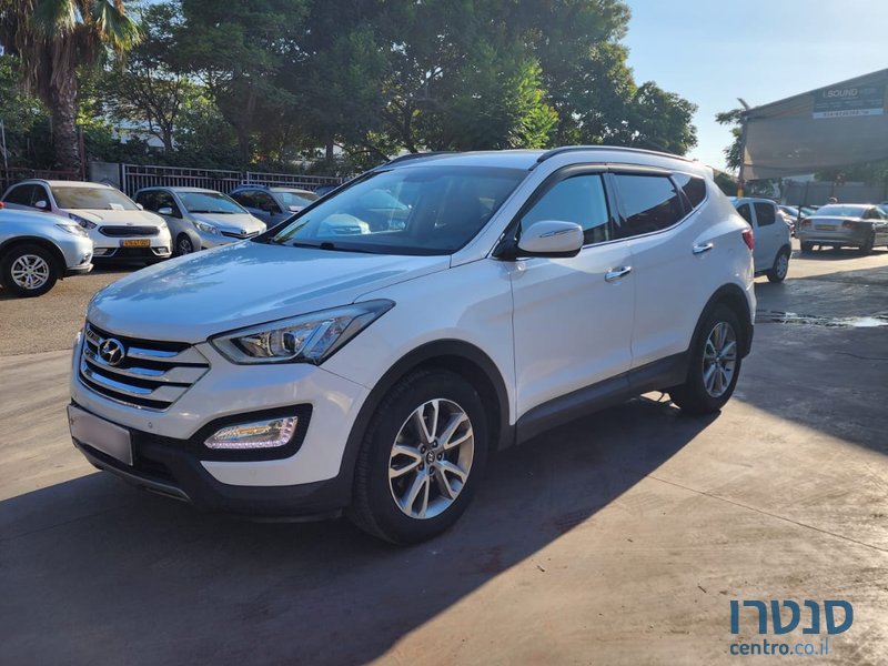 2014' Hyundai Santa Fe photo #1