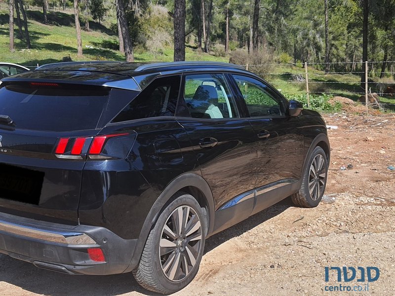 2020' Peugeot 3008 1.5 turbodizel hdi Premium photo #6