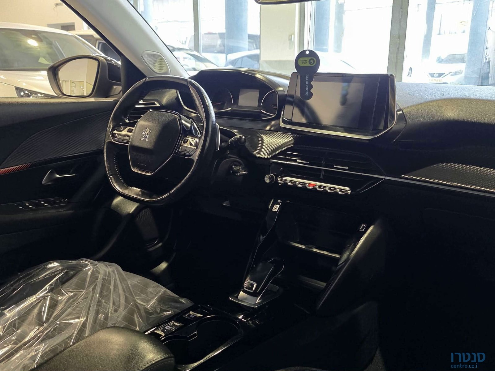 2022' Peugeot 2008 photo #5
