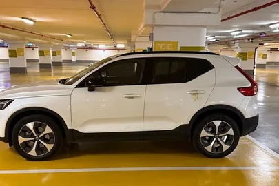 2024' Volvo XC40 וולוו