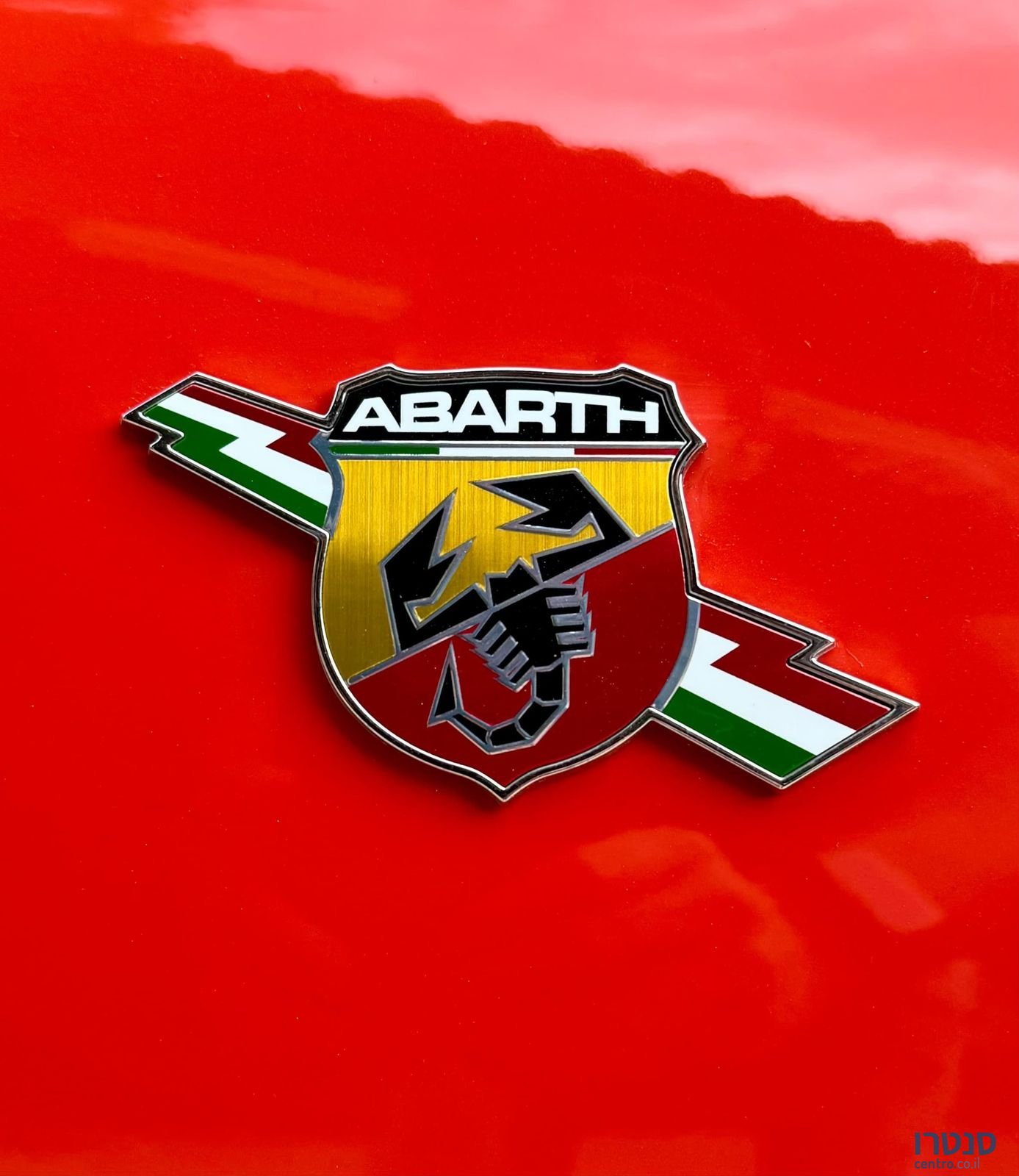 2024' Fiat Abarth 500 אבארט photo #6