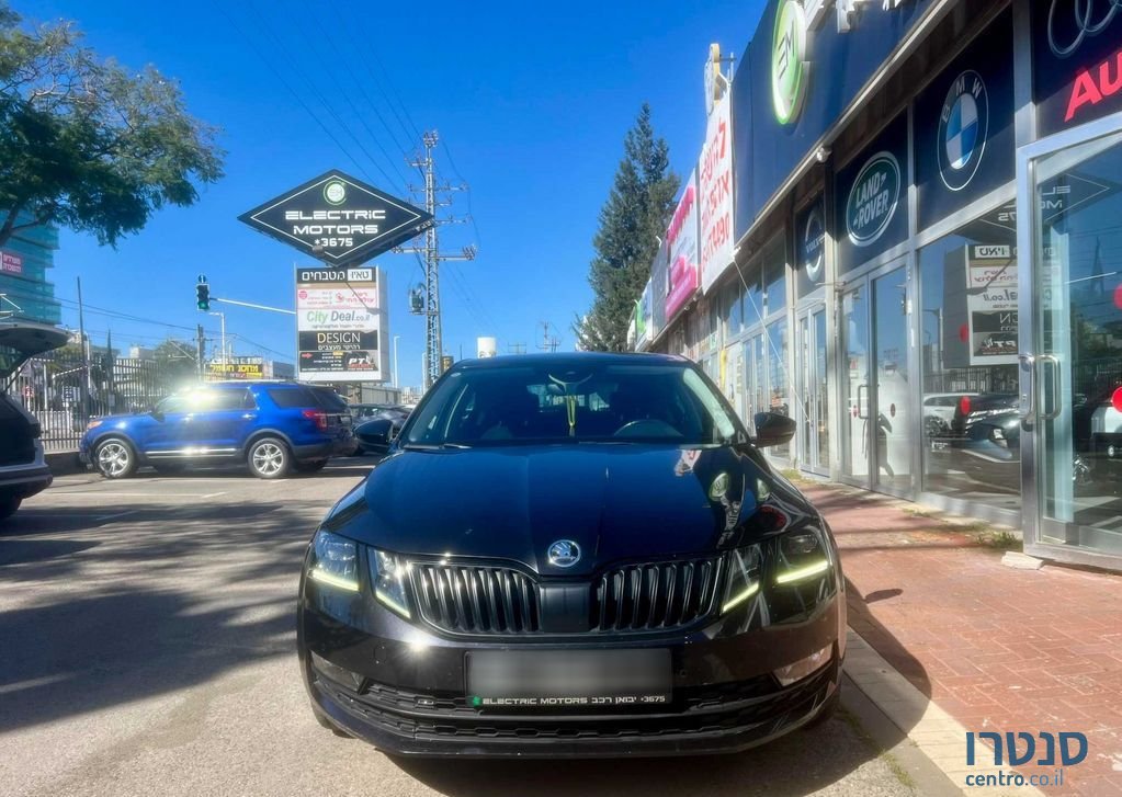2020' Skoda Octavia סקודה אוקטביה photo #2