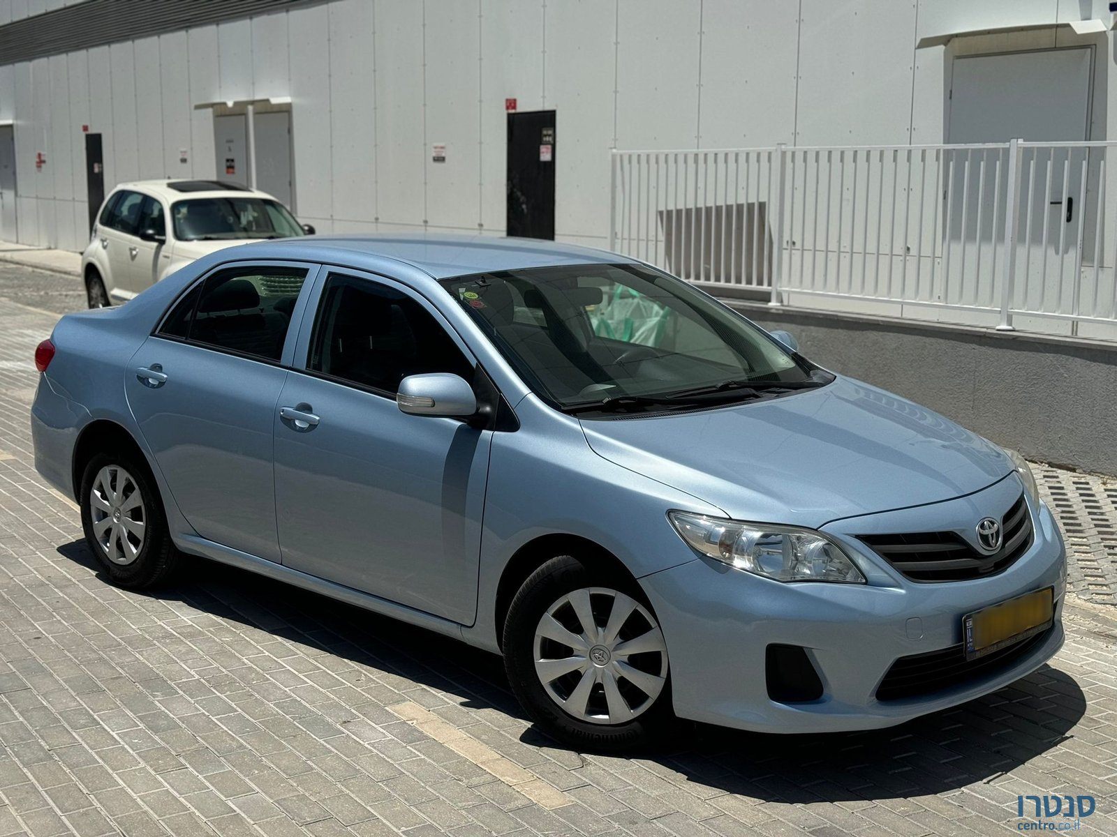 2012' Toyota Corolla photo #1