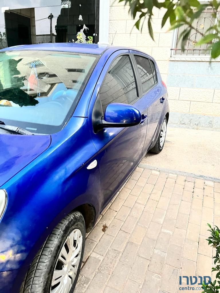 2011' Hyundai i20 יונדאי photo #1