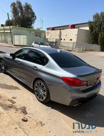 2018' BMW 5 Series ב.מ.וו סדרה 5 photo #2