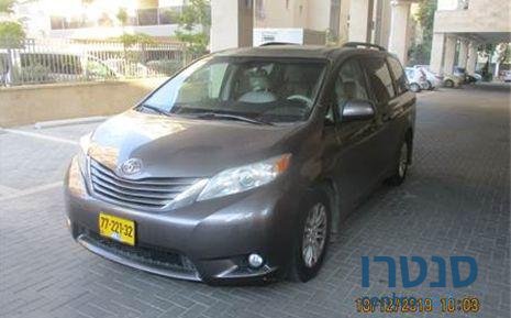 2015' Toyota Sienna טויוטה סיינה photo #1