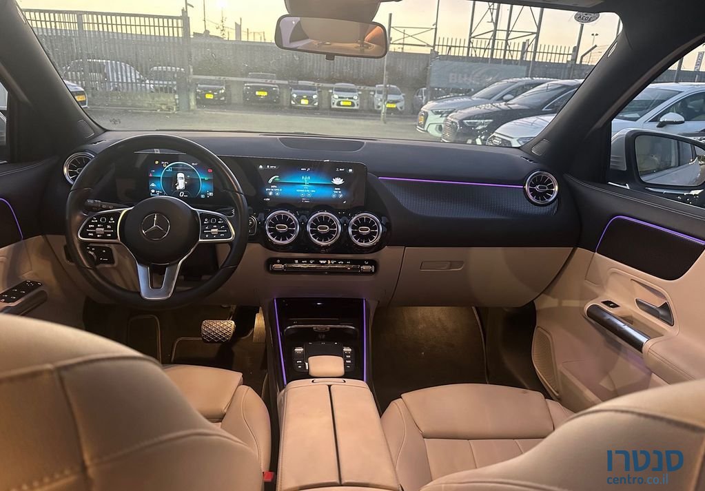 2021' Mercedes-Benz GLA מרצדס photo #5