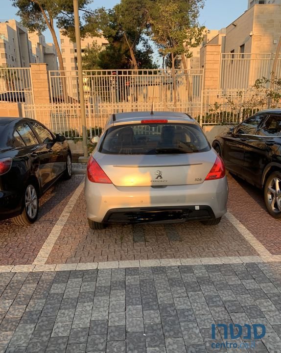 2012' Peugeot 308 פיג'ו photo #1