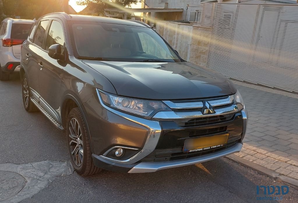 2017' Mitsubishi Outlander מיצובישי אאוטלנדר photo #1