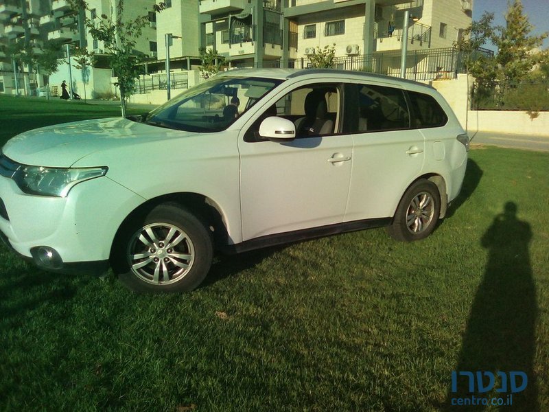 2015' Mitsubishi Outlander מיצובישי אאוטלנדר photo #3