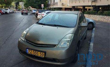 2005' Toyota Prius טויוטה פריוס photo #2