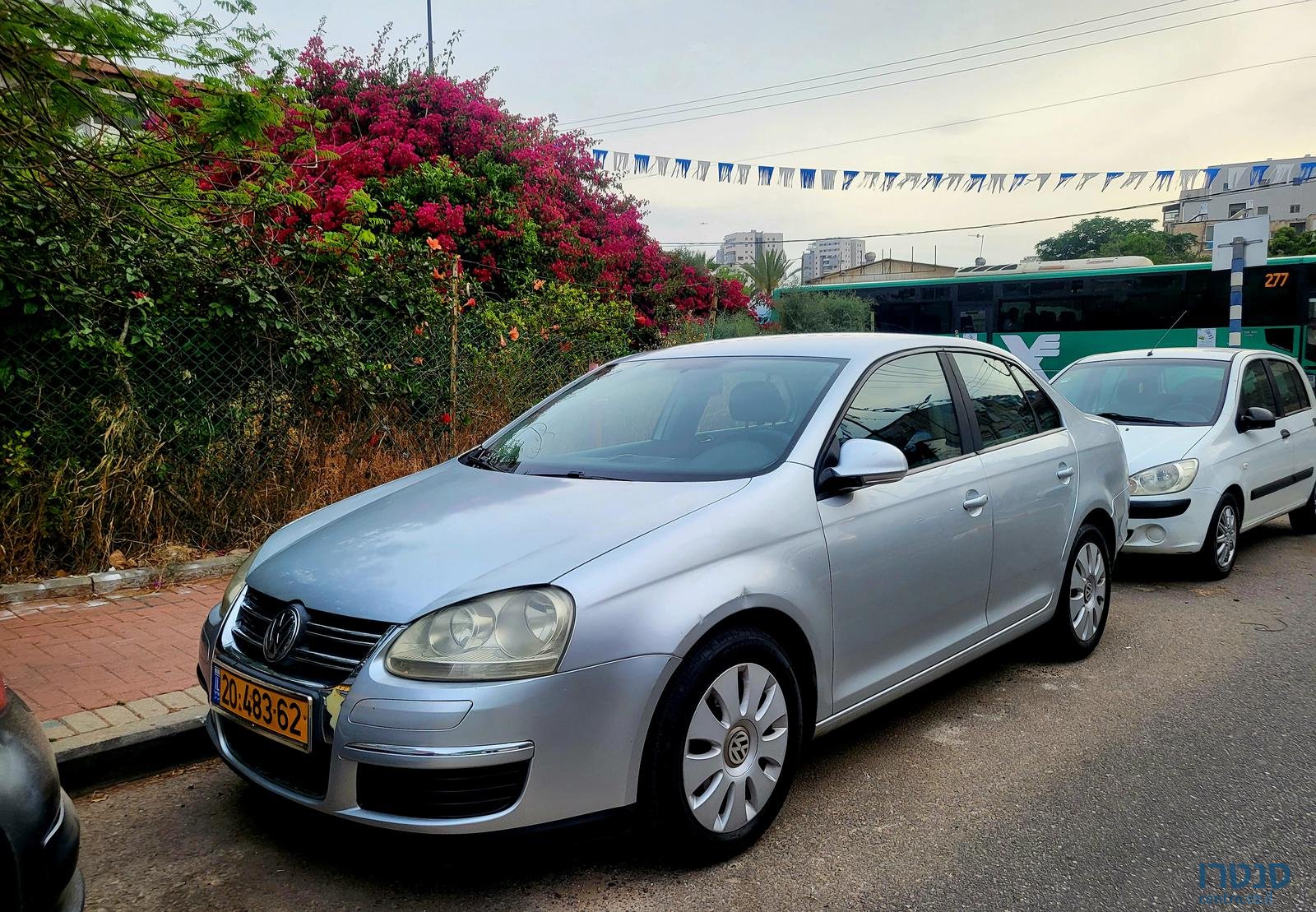 2007' Volkswagen Jetta photo #5