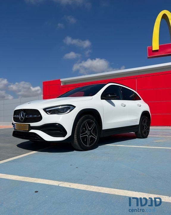 2022' Mercedes-Benz GLA מרצדס photo #3