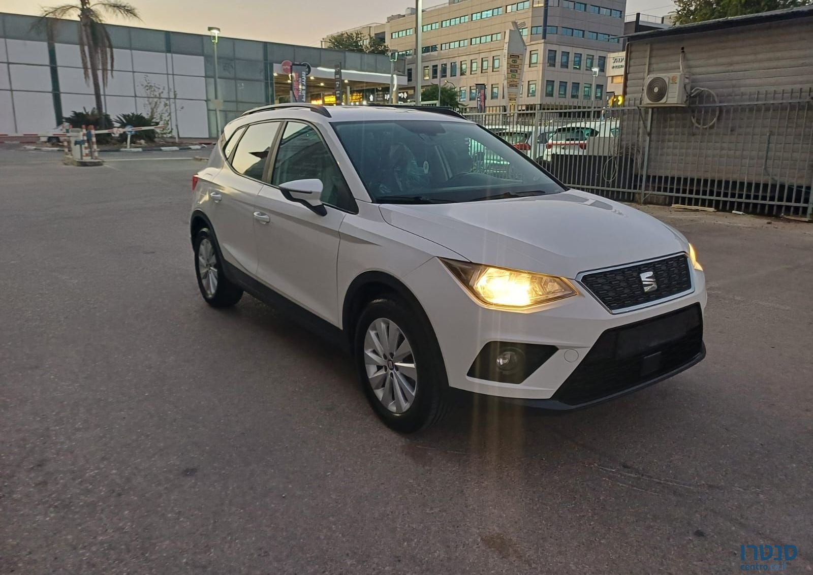 2020' SEAT Arona סיאט ארונה photo #1