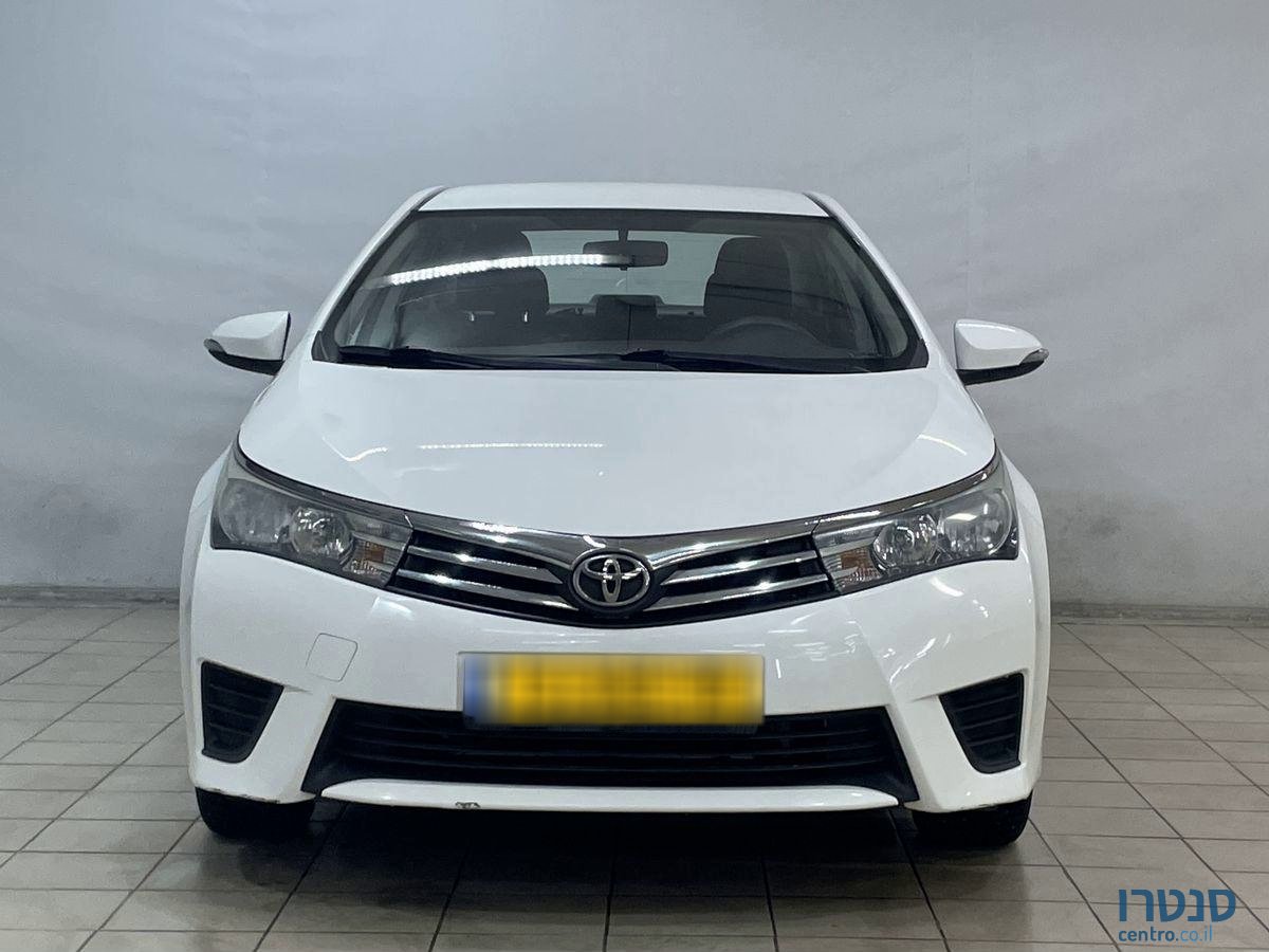 2015' Toyota Corolla photo #1