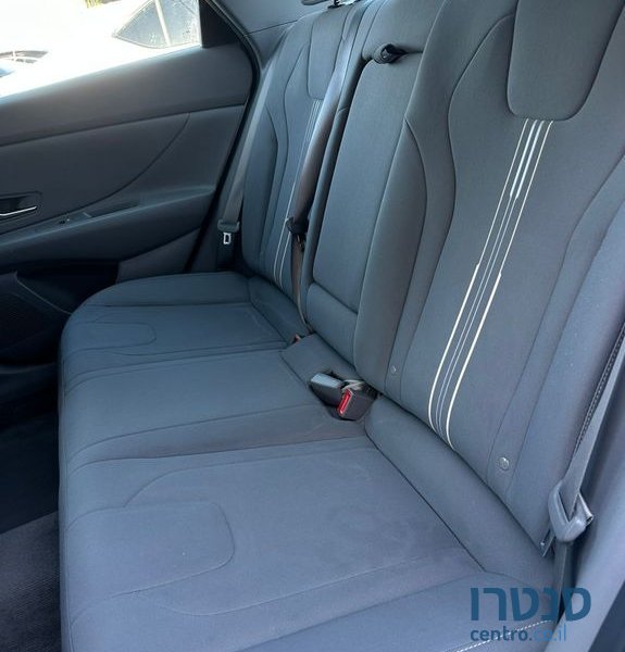 2022' Hyundai Elantra יונדאי אלנטרה photo #4