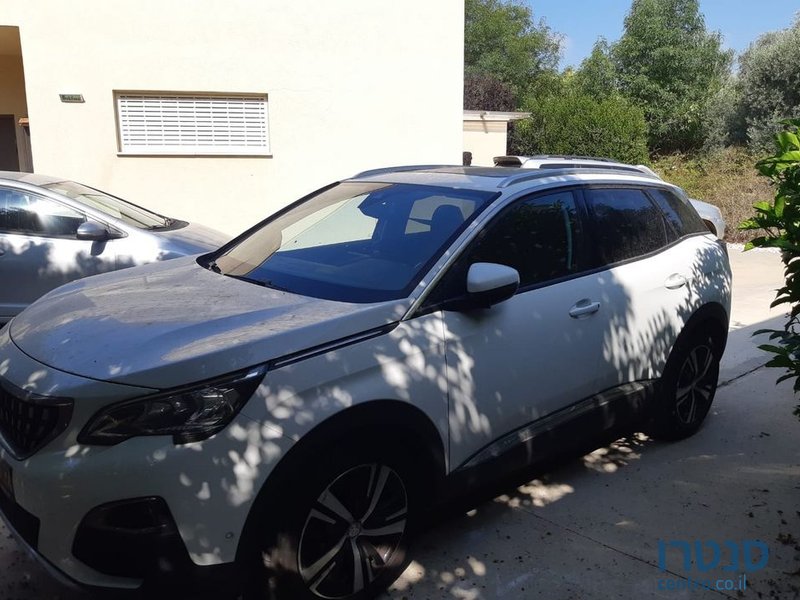 2020' Peugeot 3008 פיג'ו photo #1