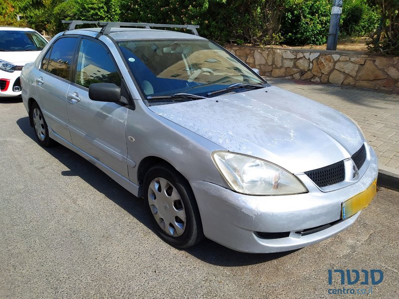 2008' Mitsubishi Lancer Executive photo #4