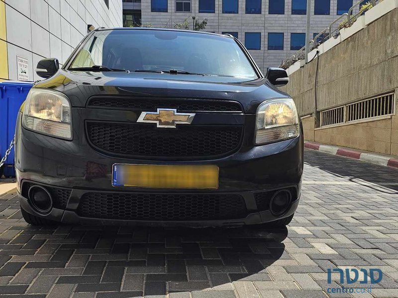 2014' Chevrolet Orlando photo #1