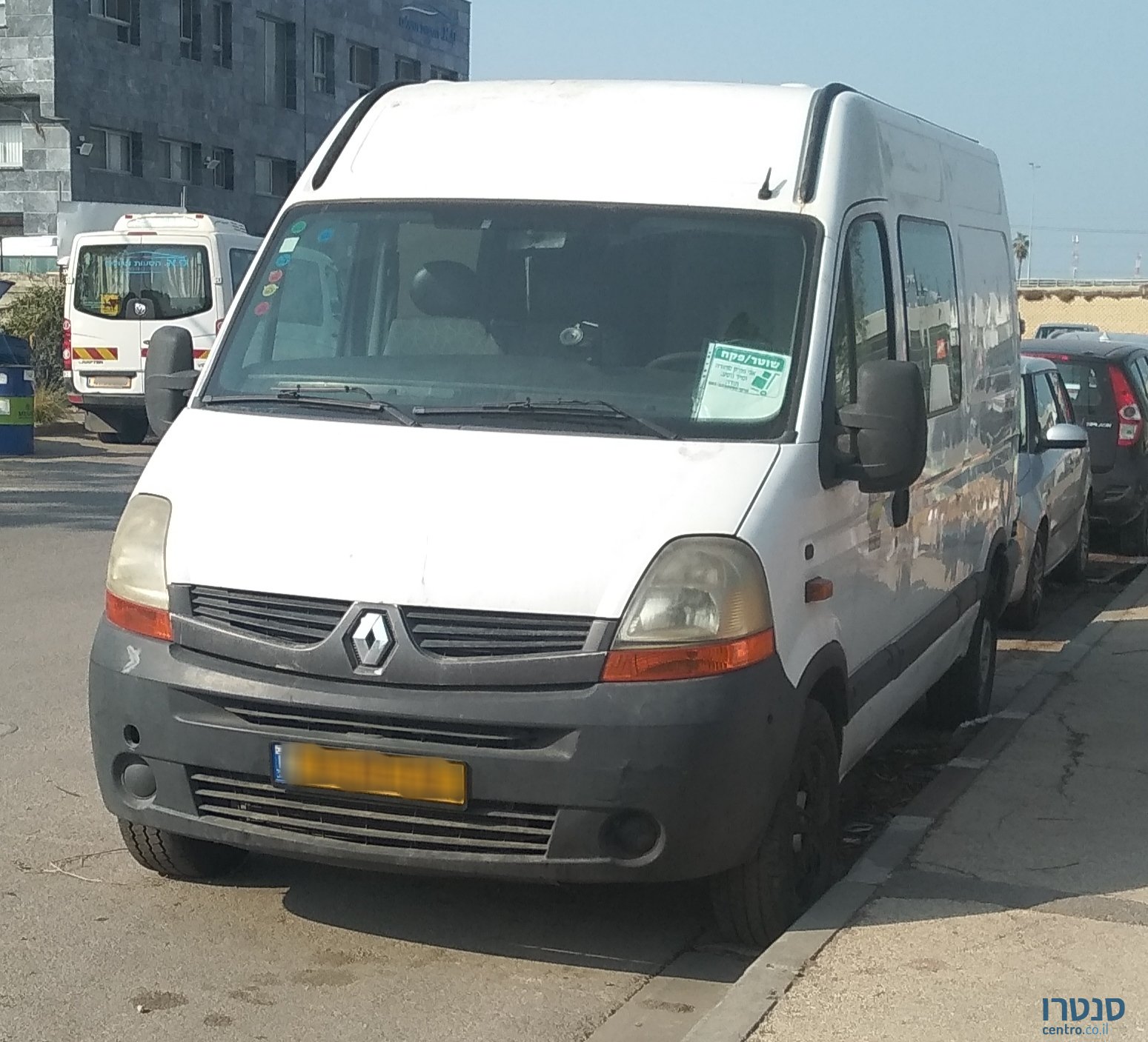 2008' Renault Master photo #1